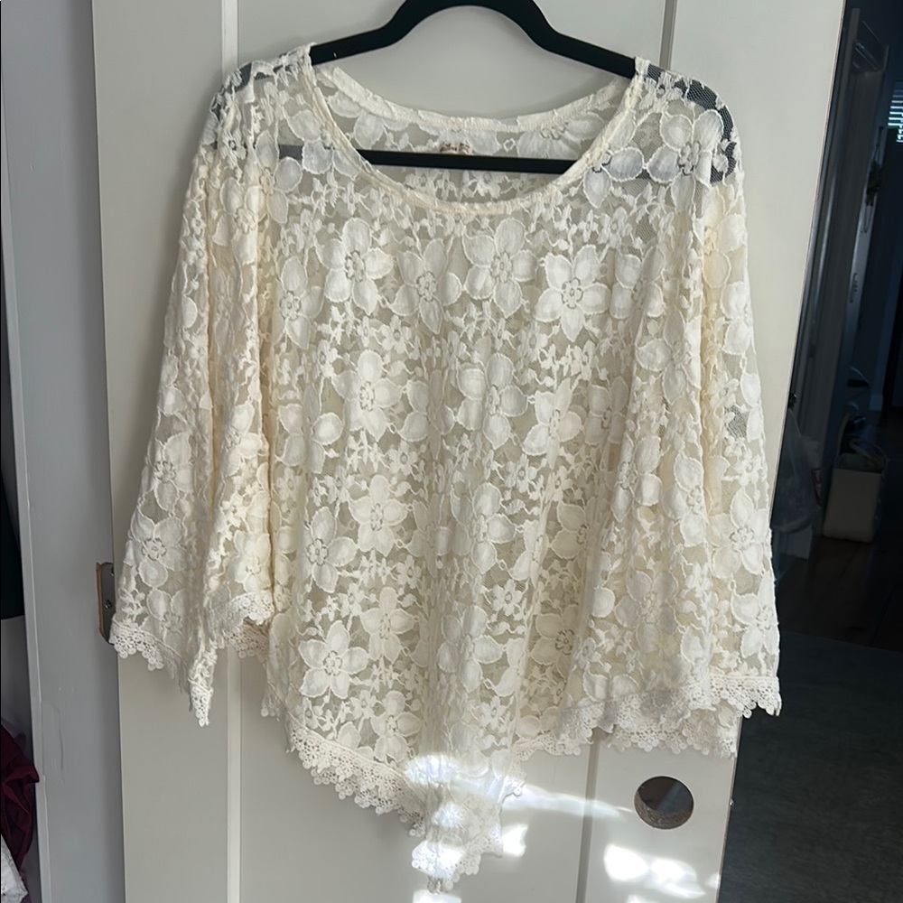 Hollister Elegant Cream Lace Women Top